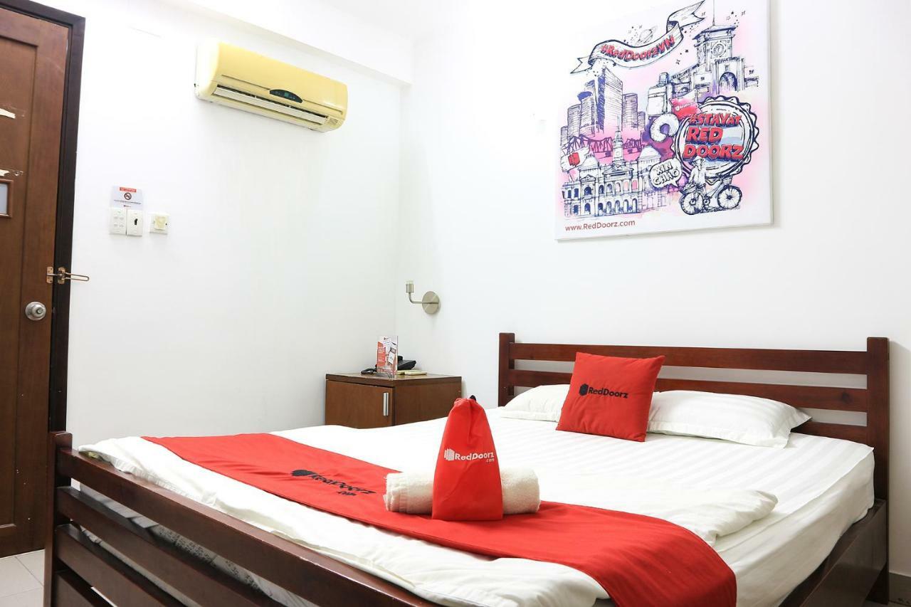 Reddoorz Near Gia Dinh International Hospital Hotel Хошимин Екстериор снимка