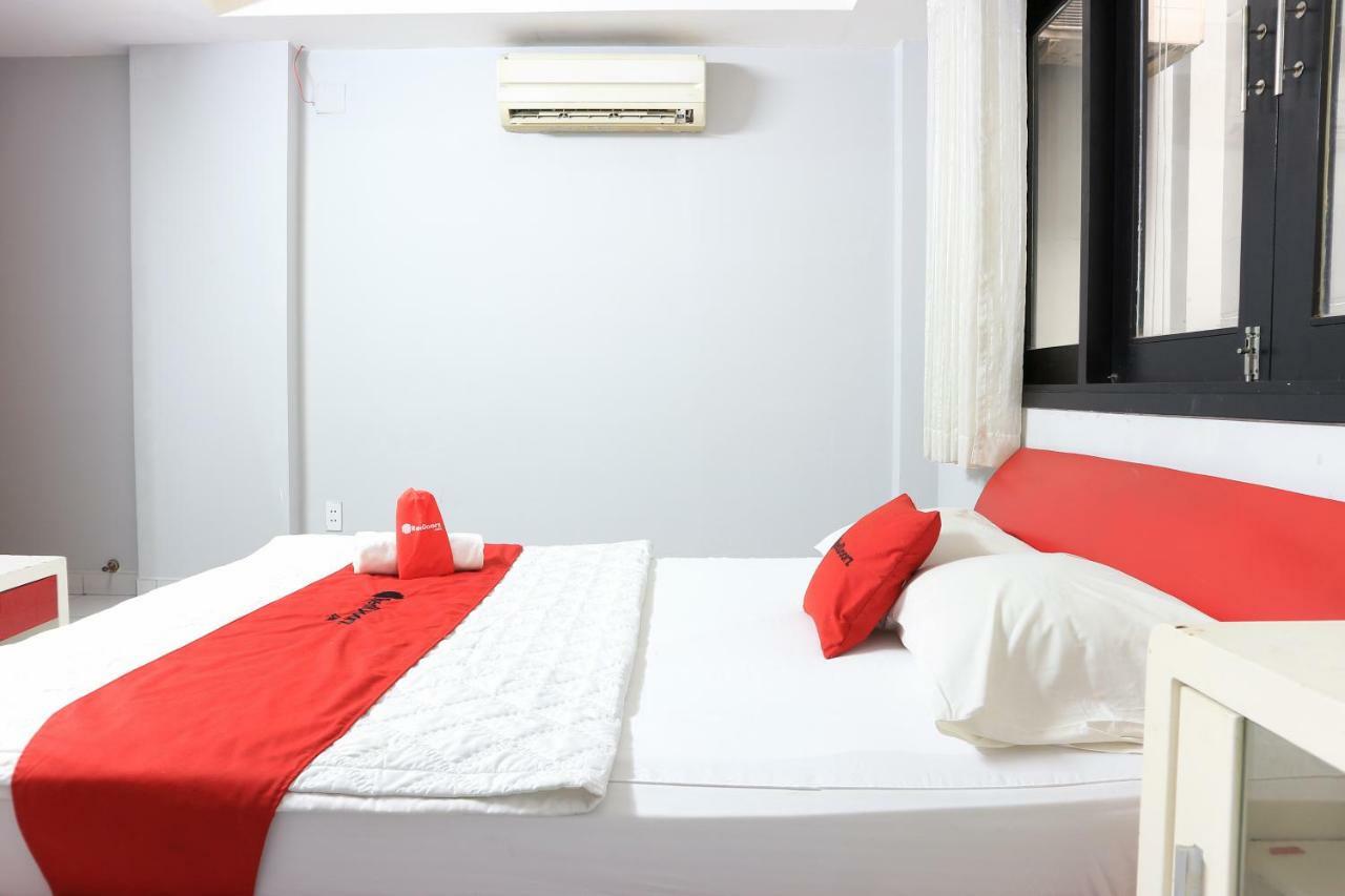 Reddoorz Near Gia Dinh International Hospital Hotel Хошимин Екстериор снимка