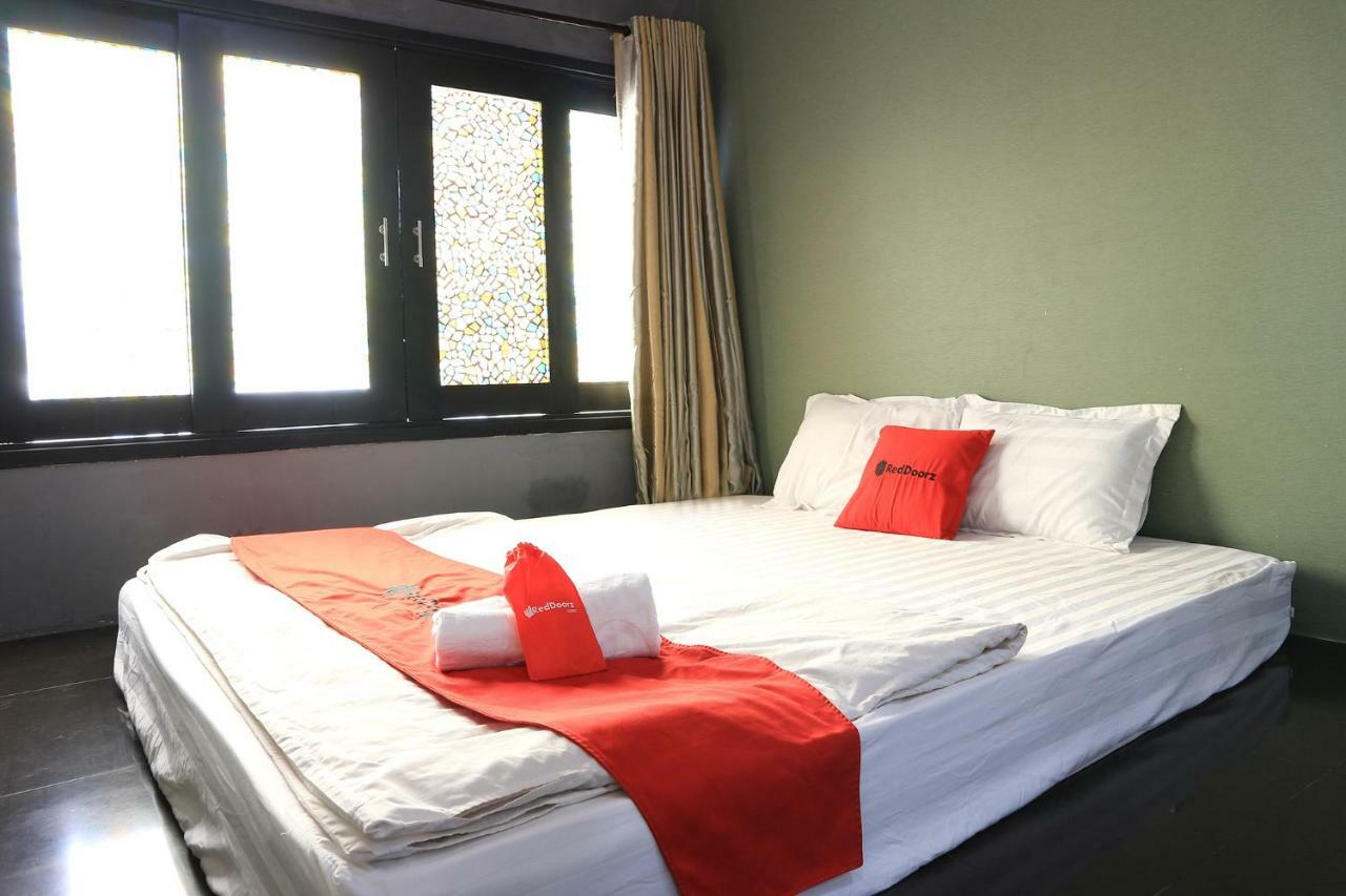 Reddoorz Near Gia Dinh International Hospital Hotel Хошимин Екстериор снимка