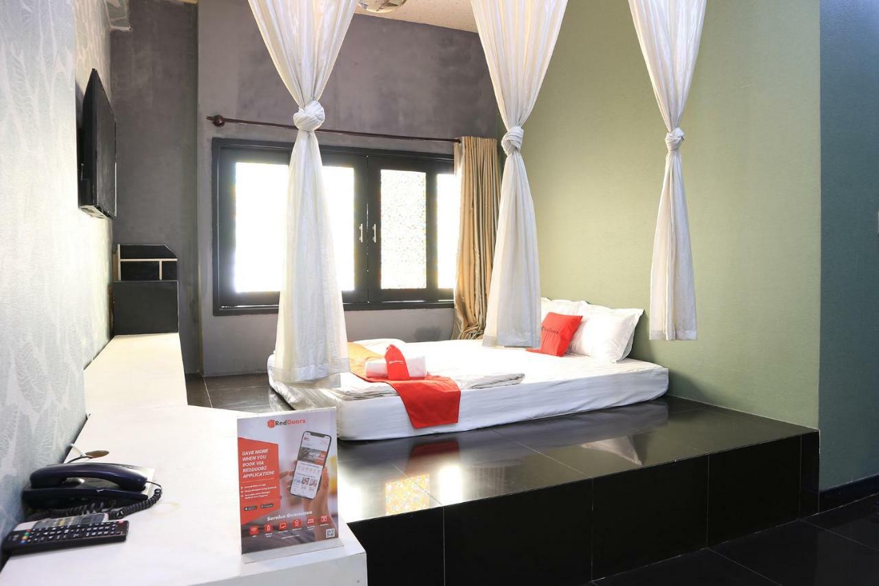 Reddoorz Near Gia Dinh International Hospital Hotel Хошимин Екстериор снимка