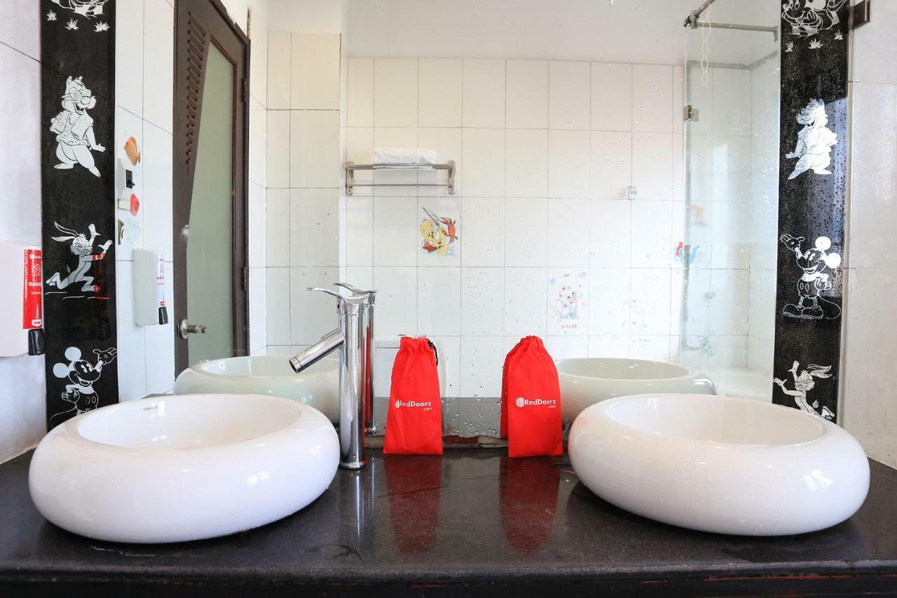 Reddoorz Near Gia Dinh International Hospital Hotel Хошимин Екстериор снимка