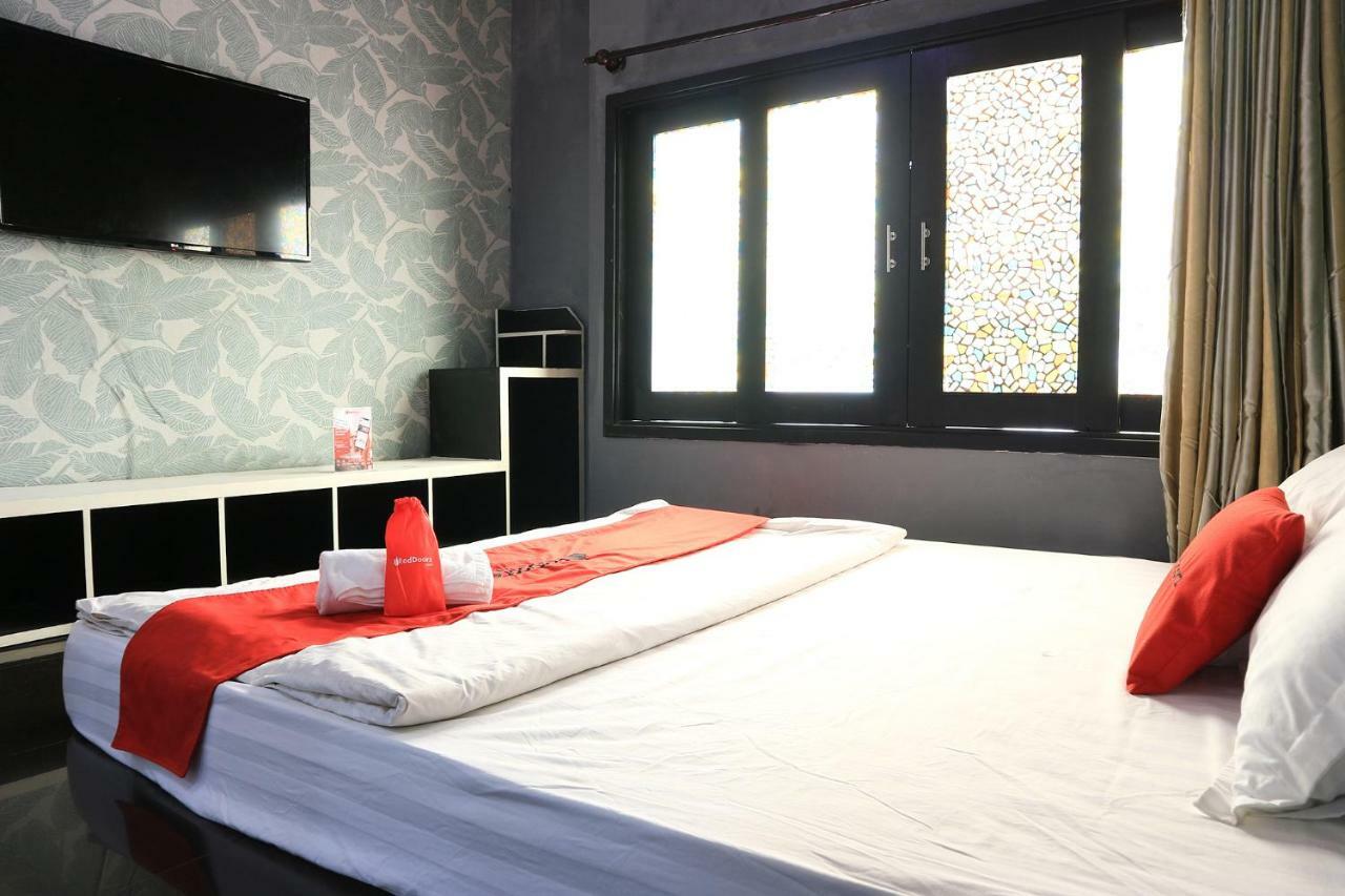 Reddoorz Near Gia Dinh International Hospital Hotel Хошимин Екстериор снимка